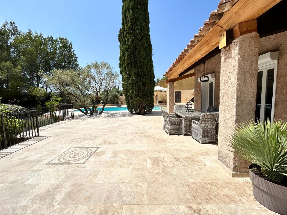 Villa De Charme En Campagne Avec Piscine Privee Et Nature Luxuriante Le Beausset Buitenkant foto