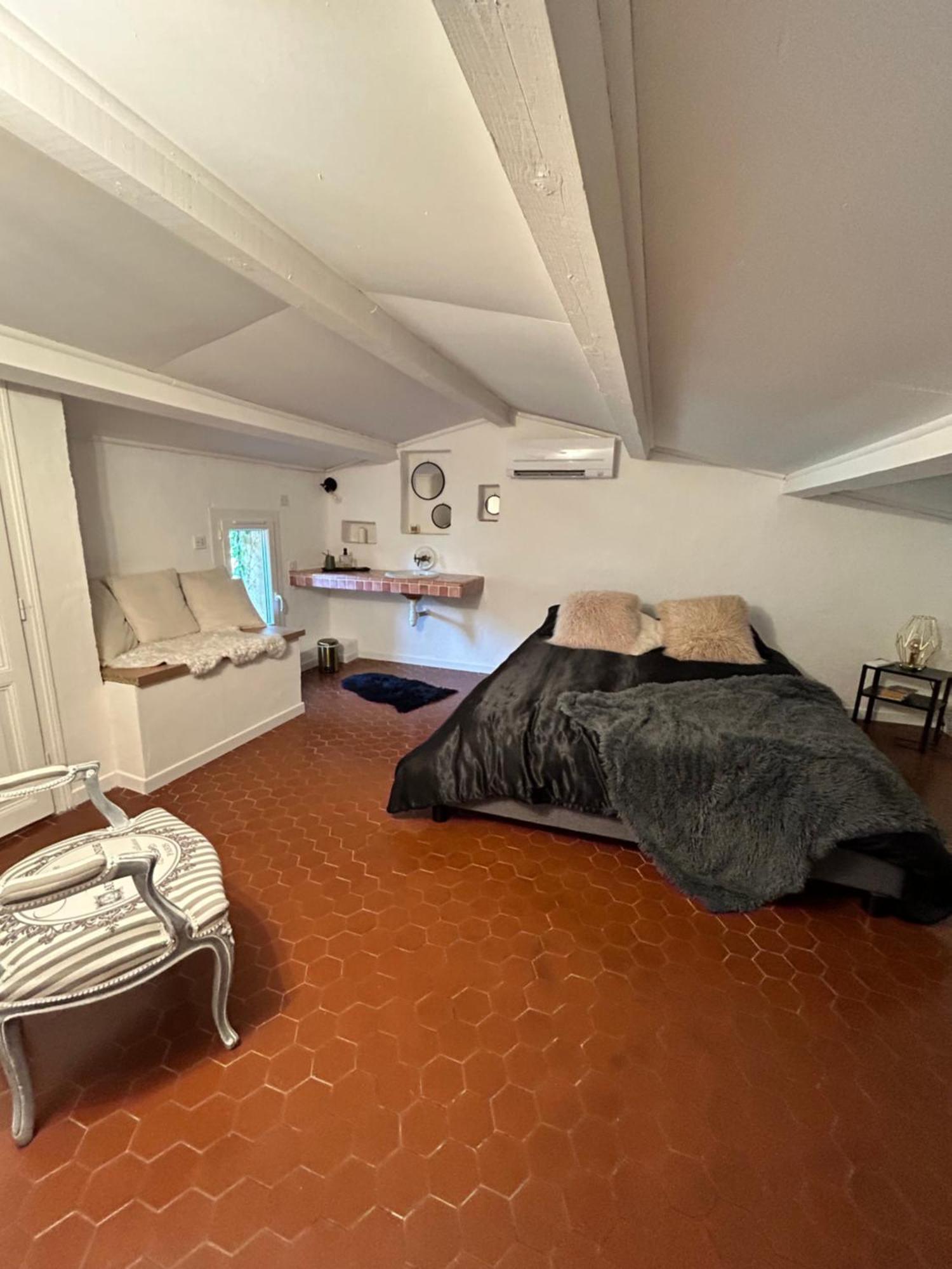 Villa De Charme En Campagne Avec Piscine Privee Et Nature Luxuriante Le Beausset Buitenkant foto
